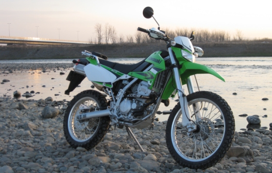 top-f009.jpg (149850 �o�C�g)